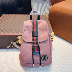 Gucci-backpack