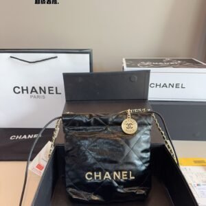 Chanel-chain shopping bag