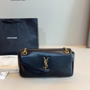 YSL-ルル エンベロープバッグ