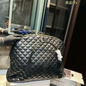 YSL-ローズ 着用モデル