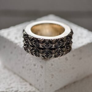 クロムハーツ ダブルレイヤー クロスフラワー アーチャーリング