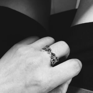 クロムハーツ ダブルソード オープンリング