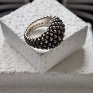 クロムハーツ デンスクロスフラワー リング