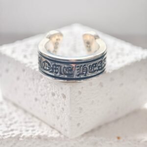 クロムハーツ スムースサーフェイス スクロール リング