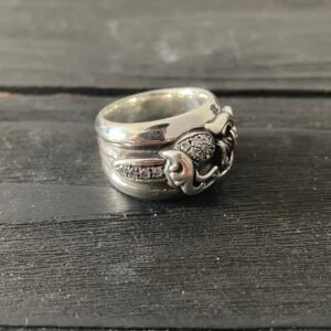 クロムハーツ ダイヤモンドセット ハート & ソード リング