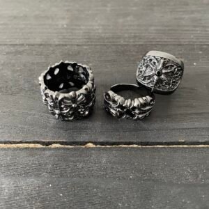 クロムハーツ ブラック & シルバー リング