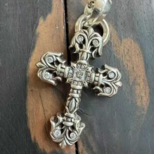 クロハート フレイム パヴェモアサナイト