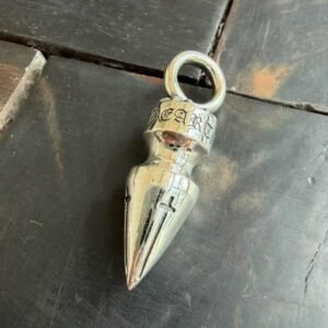 クロムハーツ ミッドサイズ タッセル バレット ペンダント