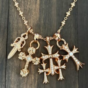 クロムハーツ 22K ゴールドメッキ ホワイトダイヤ フルパヴェ Tiny E ネックレス