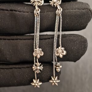 𝐂𝐡𝐫𝐨𝐦𝐞 𝐡𝐞𝐚𝐫𝐭𝐬 クロムハーツ クロス フリンジ ピアス