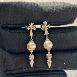 𝐂𝐡𝐫𝐨𝐦𝐞 𝐡𝐞𝐚𝐫𝐭𝐬 クロムハーツ × ミキモト コラボ クロス バレット フリンジ ピアス