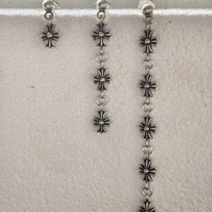 𝐂𝐡𝐫𝐨𝐦𝐞 𝐡𝐞𝐚𝐫𝐭𝐬 クロムハーツ クロスフラワー ピアス