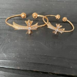 クロムハーツ 22K ゴールドメッキ ペイヴダイヤ クロス オープンバングル / ブレスレット